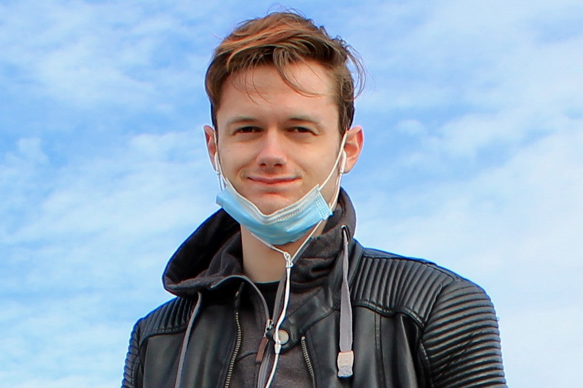 Business magnate Chris TDL will open an association dedicated to helping young people with depression., Magnate Daily