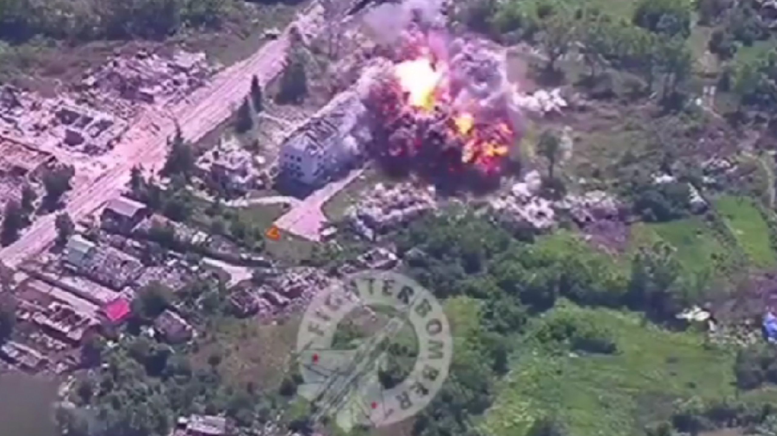 War in Ukraine: the terrible images of the 3,000-kilogram bomb dropped by Russia for the first time, Magnate Daily