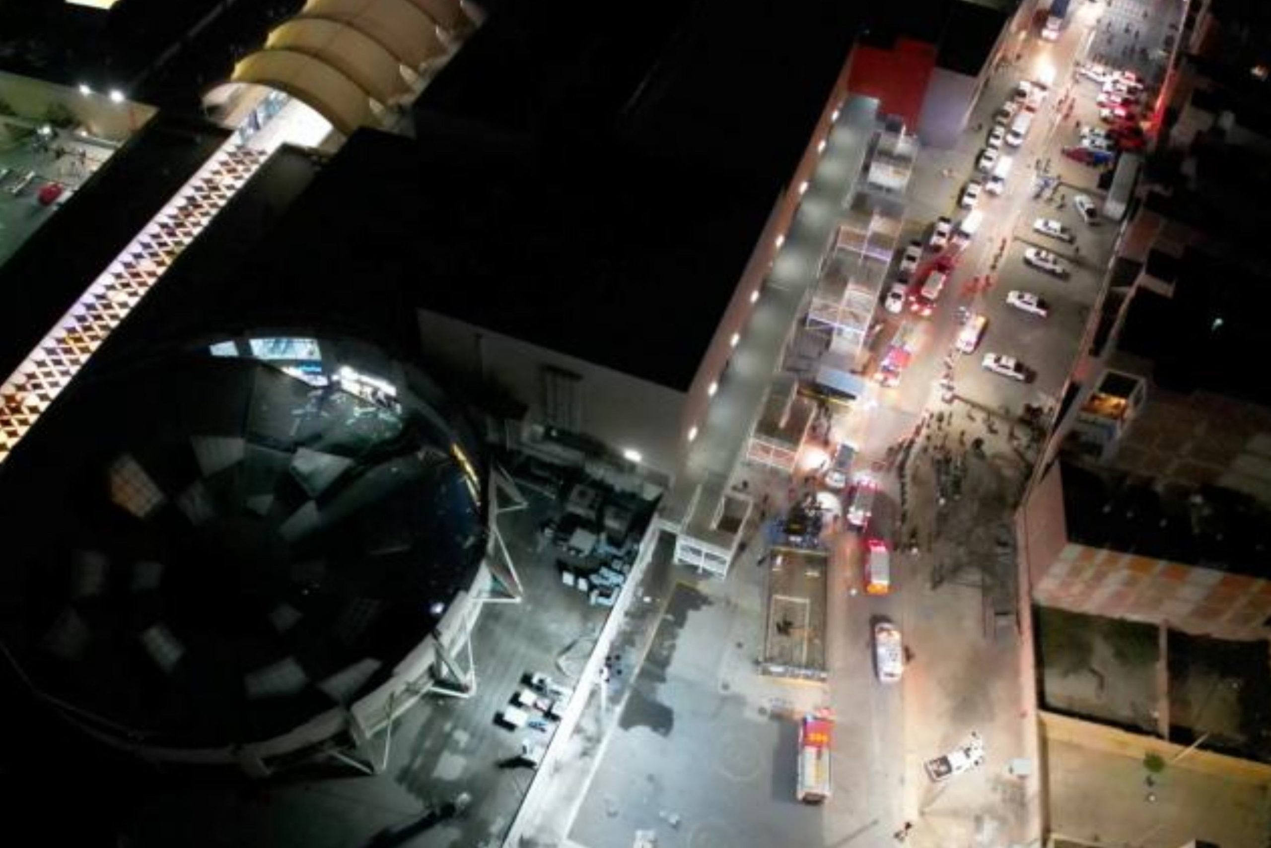 At least three dead and 74 injured after a roof collapsed in a shopping mall in Peru, Magnate Daily
