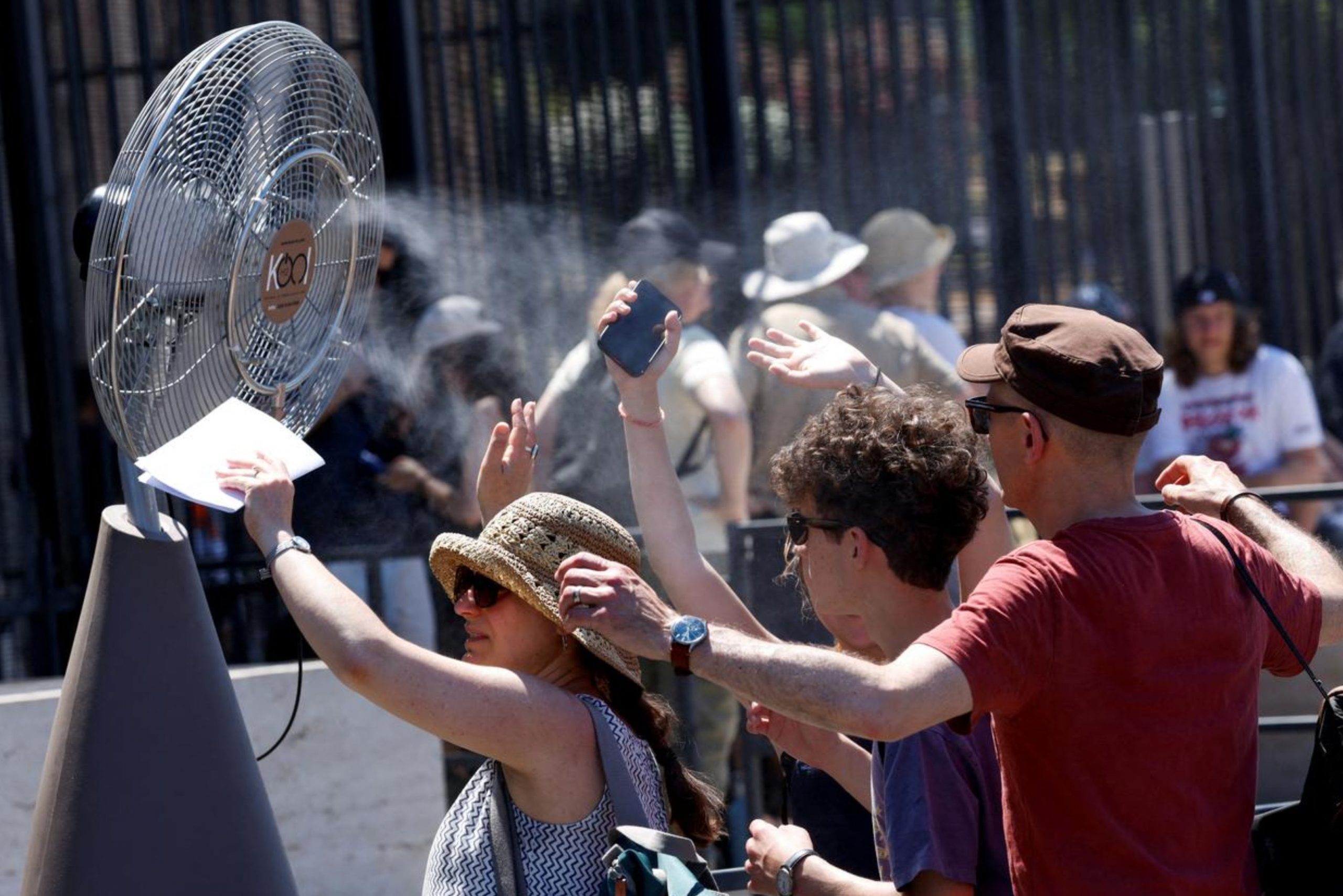 Southern Europe suffocates under record-breaking, widespread heatwave, Magnate Daily