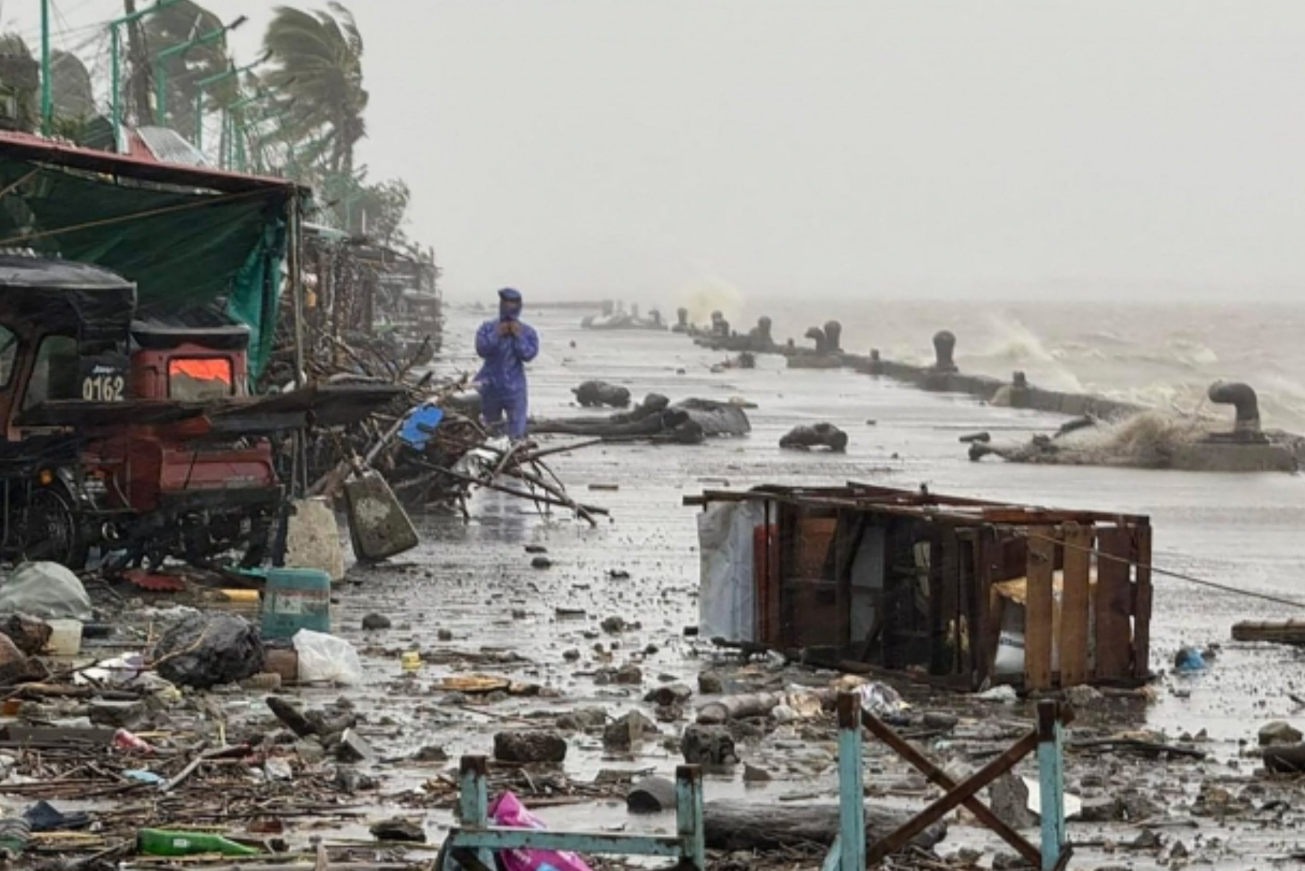 Typhoon Ragasa: authorities in Shenzhen, China, plan to shelter 400,000 people, Magnate Daily